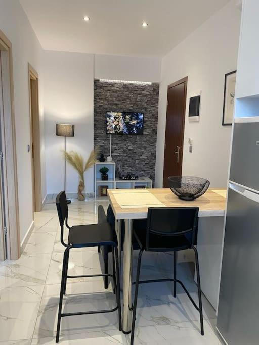 Esteticaapartments. Rhodes City Esterno foto