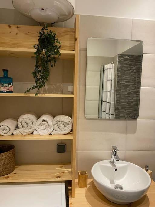 Esteticaapartments. Rhodes City Esterno foto