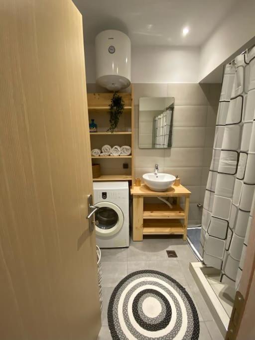 Esteticaapartments. Rhodes City Esterno foto